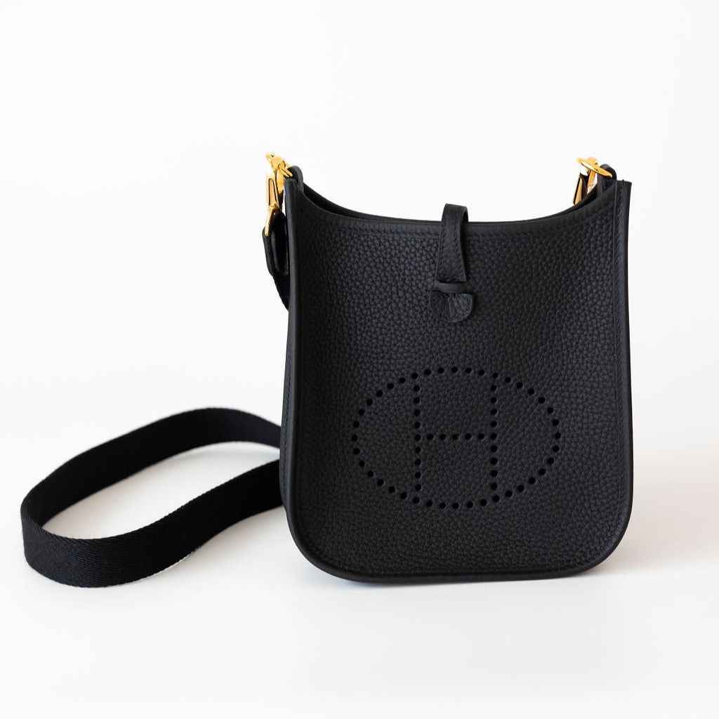 New Authentic HERMÈS  Evelyne 16 Amazone (mini) Bag - Noir