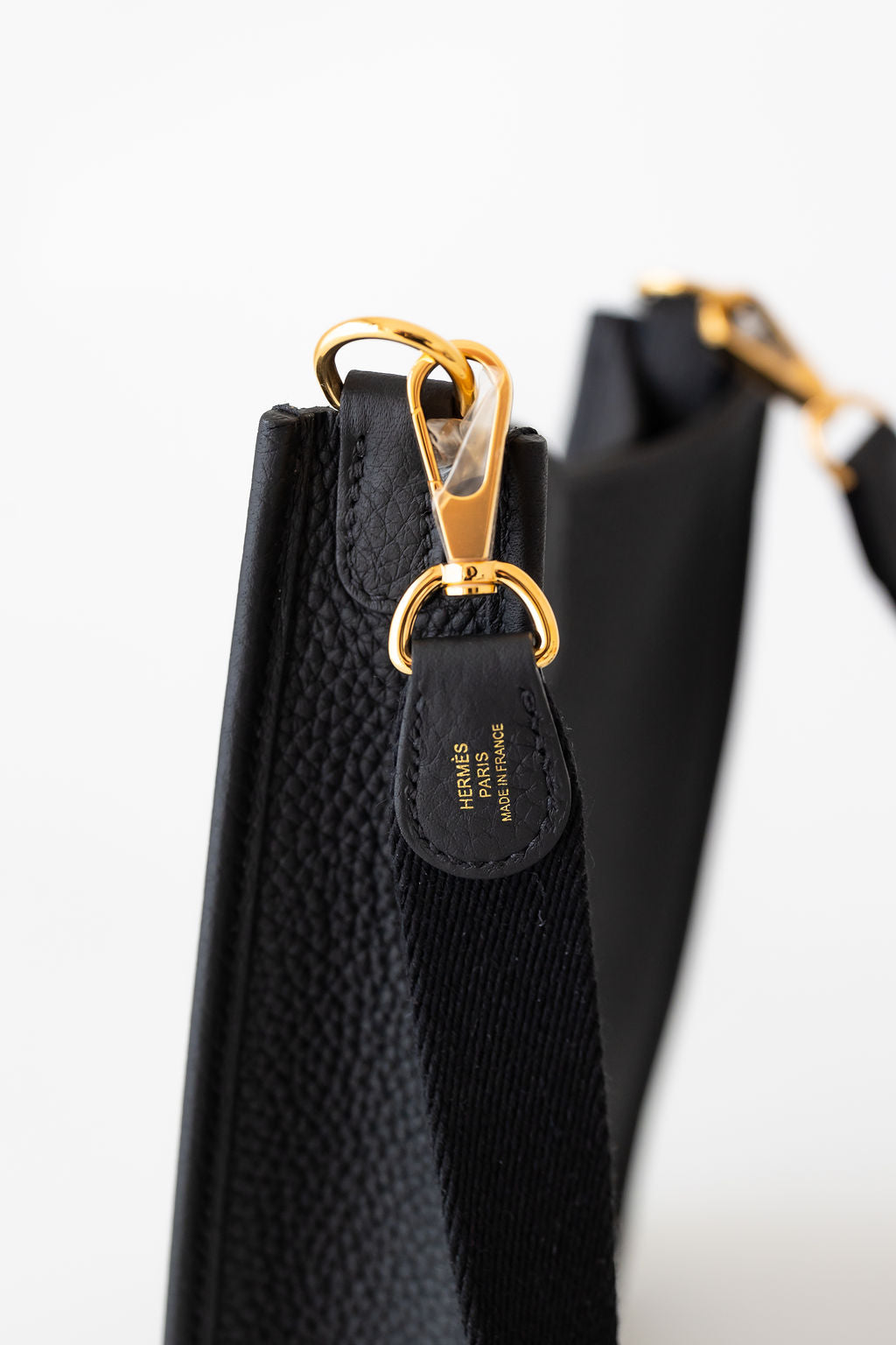 New Authentic HERMÈS  Evelyne 16 Amazone (mini) Bag - Noir